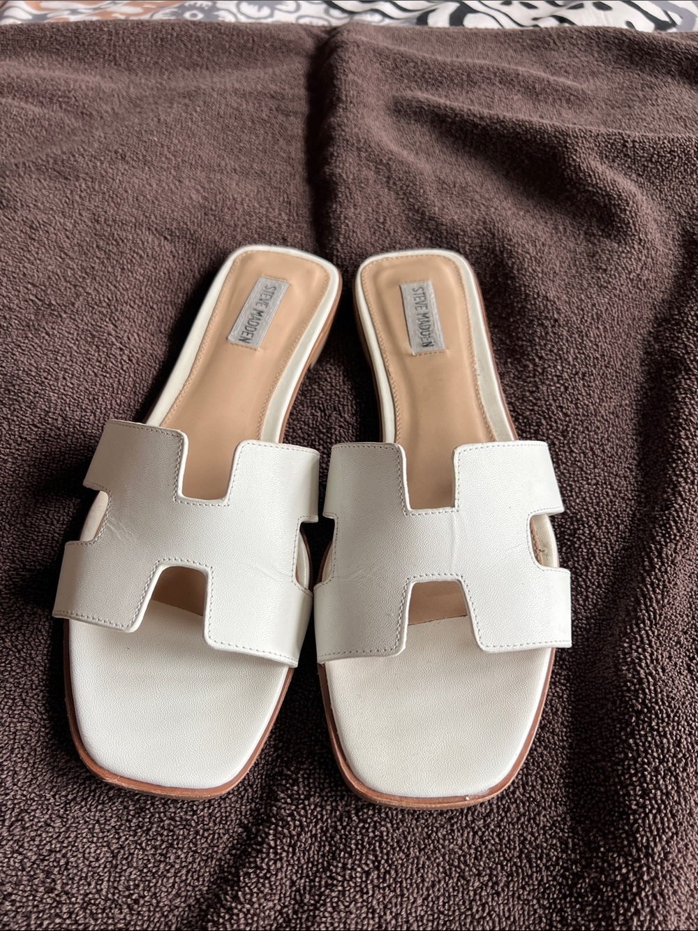 Steve Madden White Leather Slide Sandals